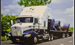 Aseguran tráiler robado en bulevar CJB