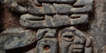 Descubren en México asombrosa tumba zapoteca de 1.400 años con símbolos en piedra, un mural y una escultura gigante de búho.