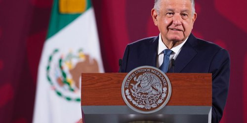 AMLO pide a las cámaras que voten “ya” su reforma eléctrica