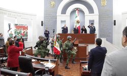 Homenaje al Ejército Mexicano en sesión solemne del Congreso Estatal