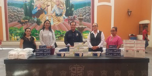 Gobierno Municipal y paisano donan material y equipo médico a Instituciones de Salud