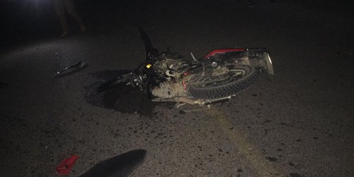 Se mataron dos jovencitos al chocar su motocicleta cerca del Mirador, Lagunillas