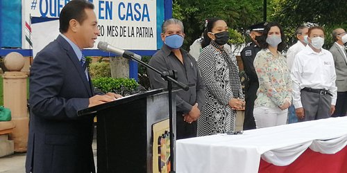 En acto cívico de Niños Héroes, reconocen a quienes luchan contra el Covid 19