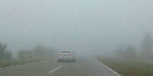 Advierten a conductores por bancos de niebla durante las próximas horas