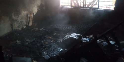 Incendio consume vivienda en el ejido Llanitos
