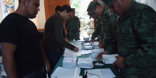 Reanudan entrega de Cartillas del Servicio Militar