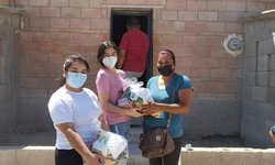 Estudiantes de la prepa Rioverde llevaron despensas a San Francisco