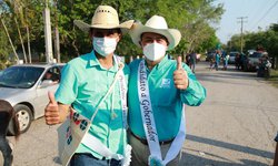 Profe Rico se compromete a dotar de internet público y gratuito a las comunidades del estado