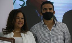 Ricardo Gallardo concentrado en su nuevo gobierno, y no en politiquería: Sonia Mendoza