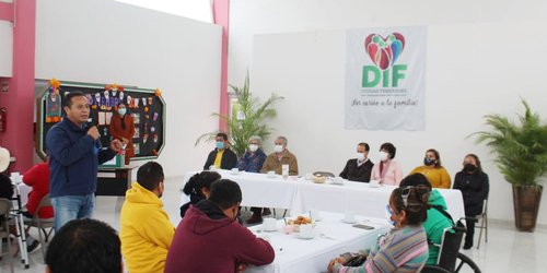 Sigue foro de consulta para  personas con discapacidad