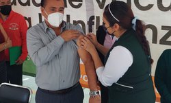 Aplican más de 200 dosis contra la influenza a personal del SEER