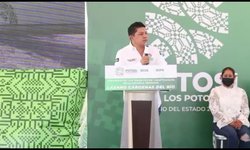 Anuncia Gobernador inédito programa de pavimentación en comunidades