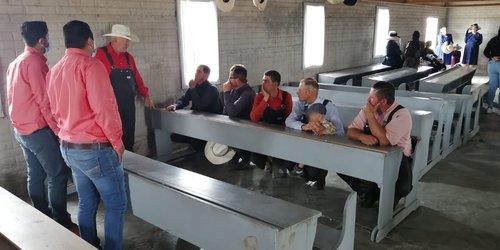 DIF Rioverde, SASAR y Salud llevan jornada de asistencia social a la comunidad menonita