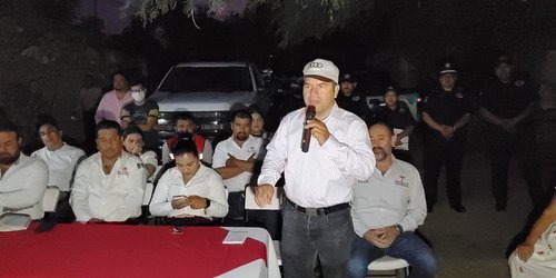 Reclaman a Arnulfo Urbiola, que anterior alcalde nunca los atendió