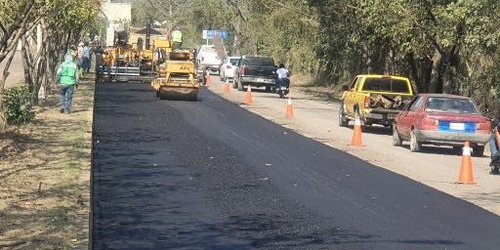 Listas, carreteras de Coxcatlán y Tamazunchale en la Huasteca