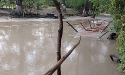 Parajes turísticos de Ciudad Valles se encuentran cerrados por el incremento del nivel del río