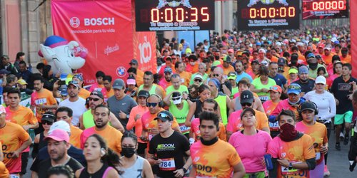 Regresó con fuerza y emoción el XXXIX Medio Maratón Atlético Universitario “100 años de excelencia”