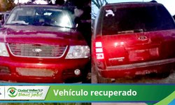 Policía municipal detiene a sujeto con camioneta robada