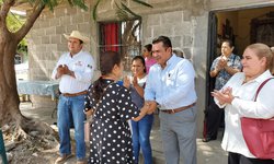 Familias de "La Bondojo" ya tienen drenaje en calle Díaz Ordaz