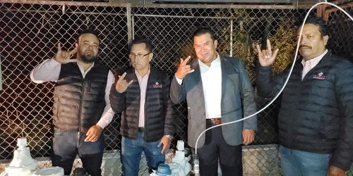 Garantiza el acalde abasto de agua en San Rafaelito y Puerto de Martínez