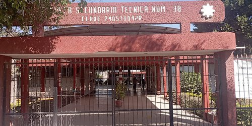 Secundaria Técnica 38 participa en concursos culturales