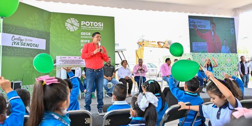Ricardo Gallardo inició más obra educativa a favor de la niñez potosina