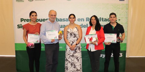 Gobierno del cambio fortalece políticas de atención social