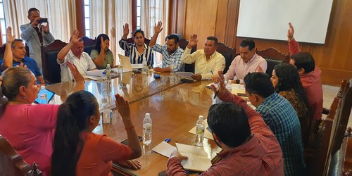 Diversos temas fueron sometidos para aprobación del Cabildo