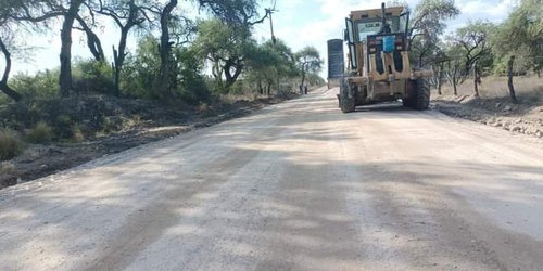 Tras años de abandono, reparan las calles de la delegación Pastora