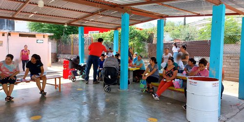 Alumnos y padres de familia de San José de Gallinas recibieron charla del Reto de Valores