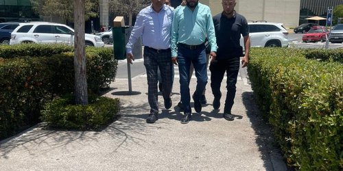 Detienen al presidente municipal de Matehuala y lo trasladan a la FGE
