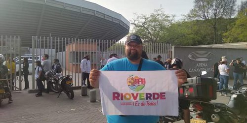 El parrillero y asador Rino's está en Cali Colombia representando dignamente a Rioverde