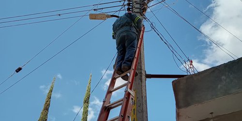 Instalaron 40 lámparas LED en comunidad Paso de los Herreros