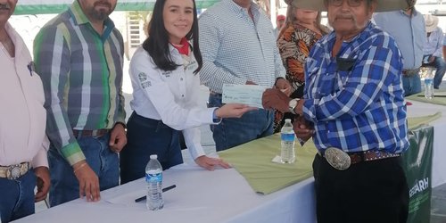 Gobierno del Estado apoya al campo ante crisis hídrica