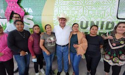 Arnulfo Urbiola es alcalde y amigo de Santa Rita, le dicen familias