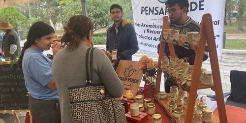 Ayuntamiento de la capital realizó Expo Puro Potosino, junto a artesanos de Ciudad Fernández