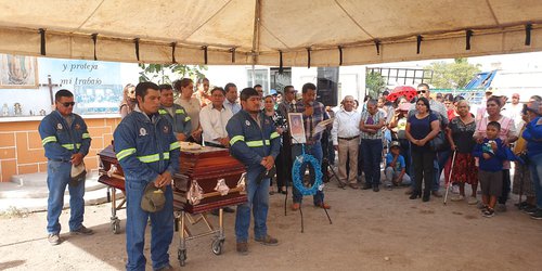 Ayuntamiento rindió homenaje póstumo a José Antonio Barbosa, trabajador del área de Limpia de Rioverde.