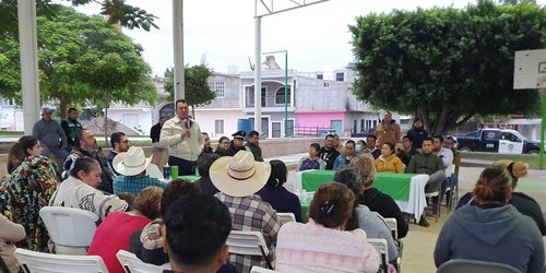 Pobladores del Jabalí ratifican lealtad al alcalde Urbiola