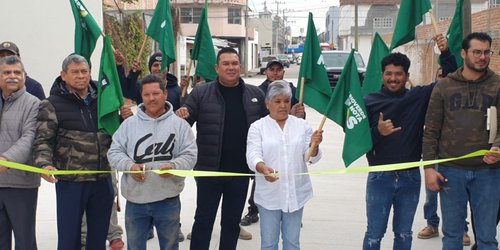 Inaugura Alcalde pavimentación de calle Flor de Mayo