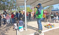 Protección Civil enseña a niños de primaria sobre prevención de incendios