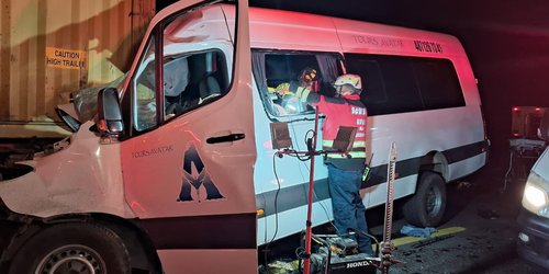 Gobierno apoyará integralmente a víctimas de accidente en carretera a Rioverde