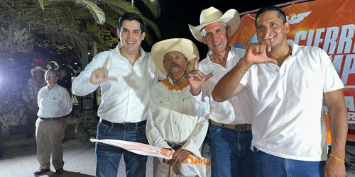 Cerró campaña en Progreso Leobardo Guerrero