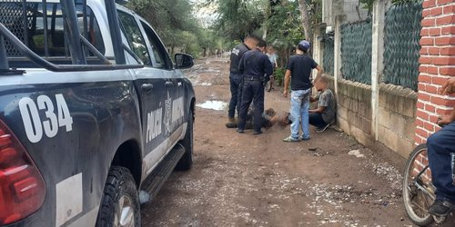 Amarran y golpean a menor al que acusaron de robar una moto