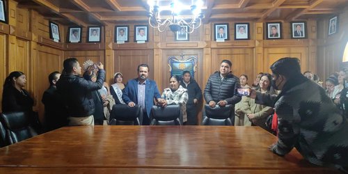 “Jalón de orejas” a funcionarios que no trabajan en CdFdz