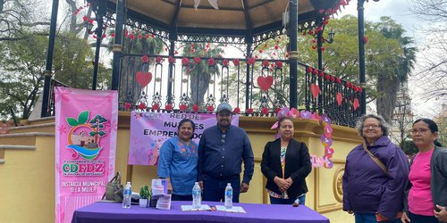 Inauguran en CDFDZ el Mercadito "Red de Mujeres Emprendedoras" – Edición San Valentín