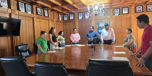 Cabildo de CDFDZ aprueba apoyos económicos a instituciones educativas, de asistencia social y personal en pasantía