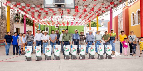 Gobierno Municipal de CDFDZ impulsa el campo con subsidio en semilla de maíz elotero