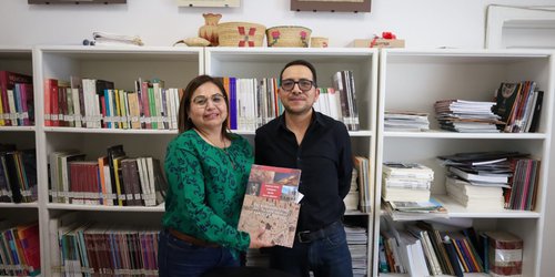 Lety Vázquez toca puertas para gestionar en beneficio del Distrito XI