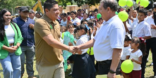 Ricardo Gallardo anuncia construcción de nuevo parque en la huasteca