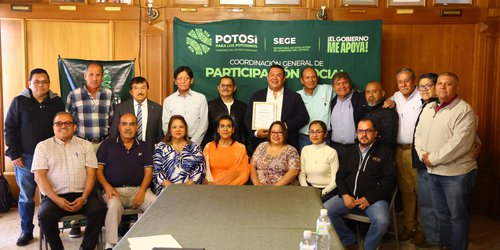 Toman protesta al Consejo de Participación Ciudadana en Materia Educativa en Rioverde